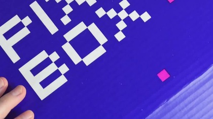 ŚWIĄTECZNY PIXEL-BOX! Czyli rozpakowuję pierwszy prezent świąteczny #pixelbox #unboxing #geek