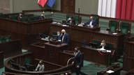 Janusz Korwin Mikke: To jest KOMPLETNY ABSURD, najlepsze ustawy są takie, które USUWAJĄ poprzednie!