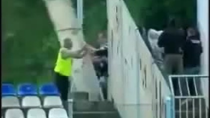 65-letni dziadek kontra chuligani