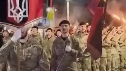 Listopad.  Parada w Stanisławowie, dzisiejszym obwodzie Iwanofrankowskim mp4 686x432