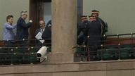 Straż marszałkowska usuwa protestujących z Sejmu