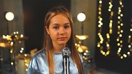 Kelly Clarkson - My Grown Up Christmas List / Maja Guzik [ COVER ] #pracowniamuzyczna #pmdktrzebinia