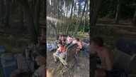 Rozbijamy obozowisko w lesie na Niedźwiadku w Wólce Niedźwiedzkiej