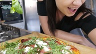 SPONTANICZNA PIZZA, LIVE