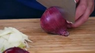 JAK KROIĆ CEBULĘ techniki i gatunki / Oddaszfartucha