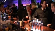 Radek Majdan popija drinki