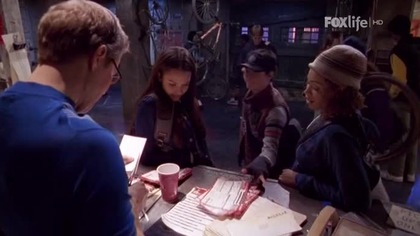 Cień anioła - Dark. Angel. S02E16