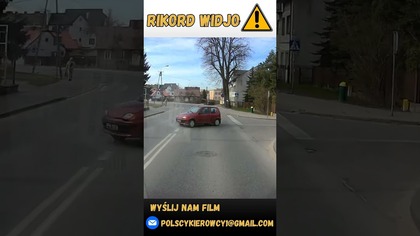 Emeryt za kółkiem #shorts #dashcam #old #polska #polscykierowcy #viral #polskiedrogi