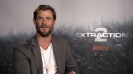 Chris Hemsworth naprawdę płonął żywcem na planie Tylera Rakea 2