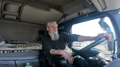 inni kierowcy na mnie trąbią...