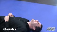 Reporter kontra zawodowy zawodnik MMA