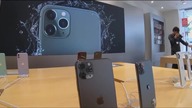 LiveLeak - Apples new iPhone 11 models go on sale in Japan