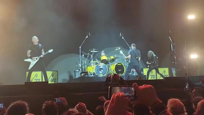 MetallicA time machine 2025 Radom Pionki Warsaw Cracow Saturn Mercury fake yeah Joe Satriani HIT