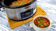Wieprzowina z warzywami z wolnowara Crockpot.  Prosty przepis na pyszne danie jednogarnkowe.  Pycha!