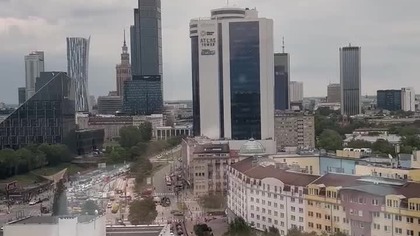 CAŁA WARSZAWA STANĘŁA.  GODZINA W W STOLICY.