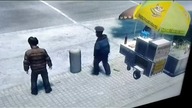 Co było w tych hot dogach?