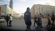 Tymczasem na przejściu dla pieszych