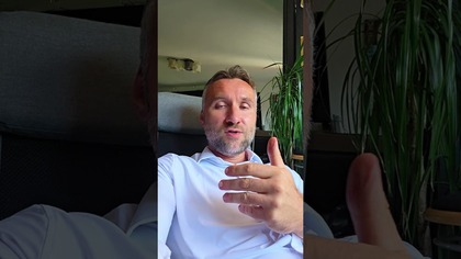 dlaczego reklamy na początku działają najlepiej