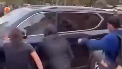 Tak powodzianie w Hiszpanii przywitali swojego Premiera.  Tak trzeba było powitać TuSSka