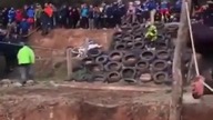 Groźny wpadek podczas zawodów motocrossowych +18