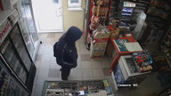 Ostróda: Napad rabunkowy z nożem na kasjerkę