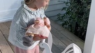 Wózek dla lalek z akcesoriami Łabędź Tender Leaf Toys