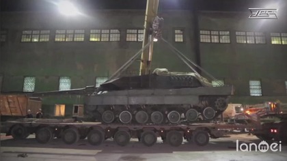 Do rosyjskich zakład&oacute;w URAŁWAGONZAWOD przywieziono na testy kolejnego zdobycznego Leoparda 2A6
