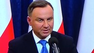 Paluszek pogardy już przesunął 2 miliardy 