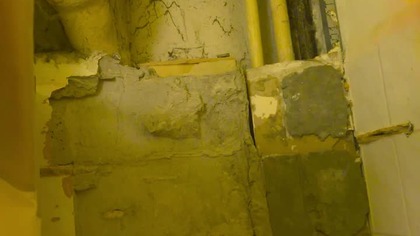 Robota chyba przerosła tego robotnika.  POV: Zobacz co on zrobił...