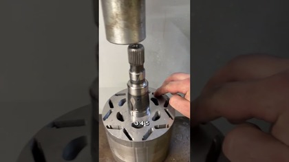 CZY W SILNIKU TESLI SĄ MAGNESY?