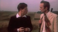 W STARYM DWORKU CZYLI NIEPODLEGŁOŚĆ TRÓJKĄTÓW (1985)