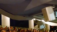 Cały stadion skacze z nami