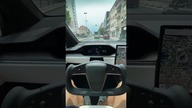 Ekran w Tesli Model X Plaid działa jak gra komputerowa 