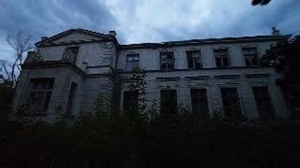 WESZLIŚMY DO NAWIEDZONEGO PAŁACU  i TO Się Stało! 