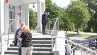 KOD i Obywatele RP pod Sądem Okręgowym w Suwałkach - pikieta.
