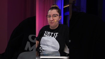 TOP STYLISTA Z JAPONII PRACUJE BEZ RĘKAWICZEK?